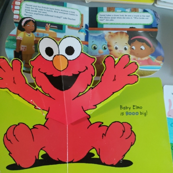 Book Bundle - Picture 12 of 12